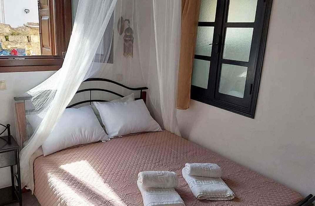 Saint Michel Boutique Hotell 3*